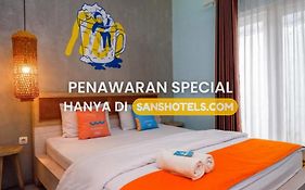 Sans Hotel Absari Yogyakarta